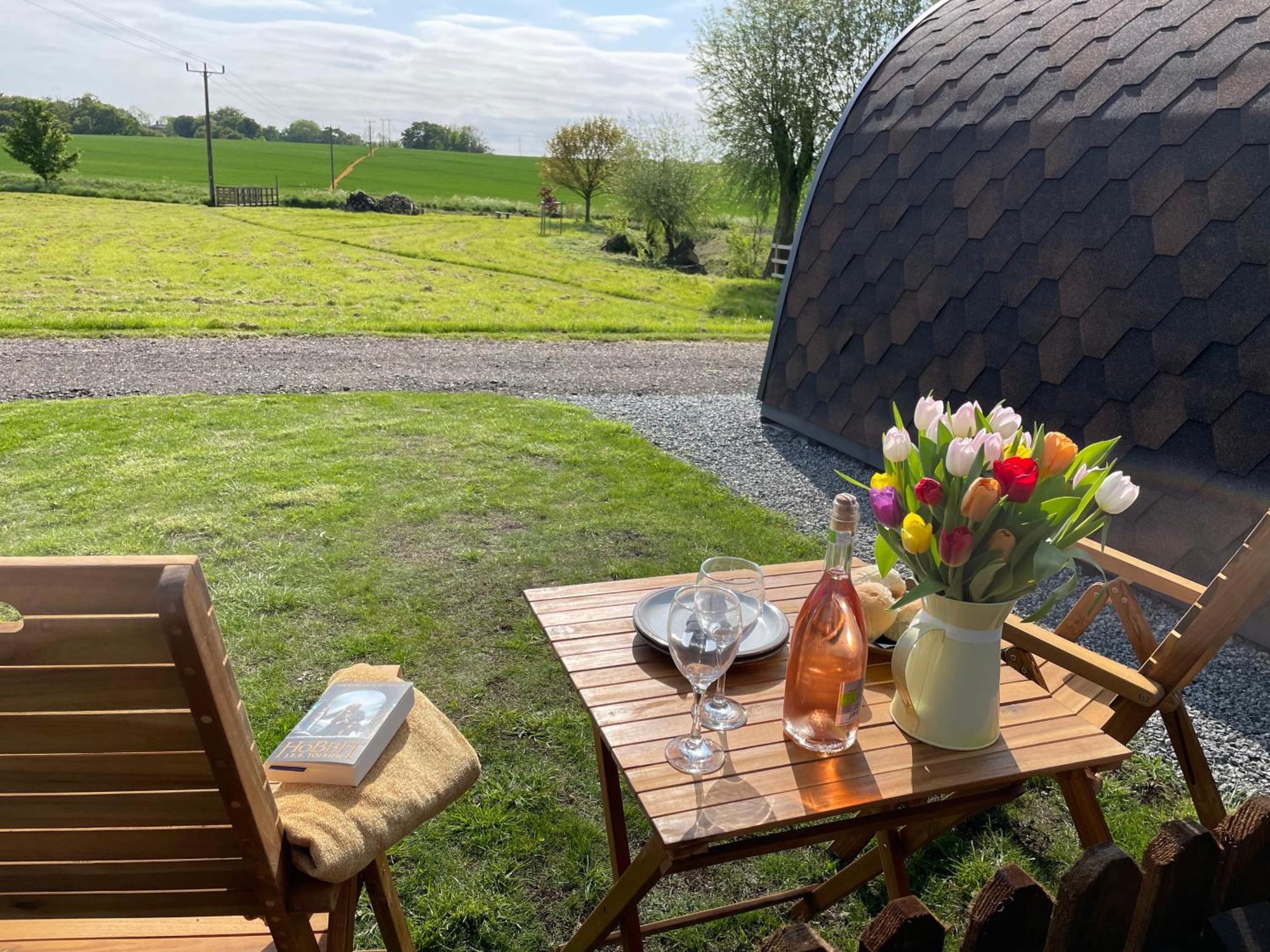 Waterpump Pod For 2 Adults With Ensuite In The Suffolk Countryside Badingham Zewnętrze zdjęcie